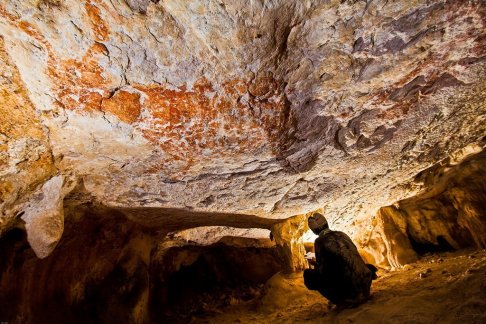 World's oldest figurative art in a Borneo Cave.jpg